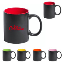 Mug noir intérieur couleur avec gravure publicitaire logo pas cher